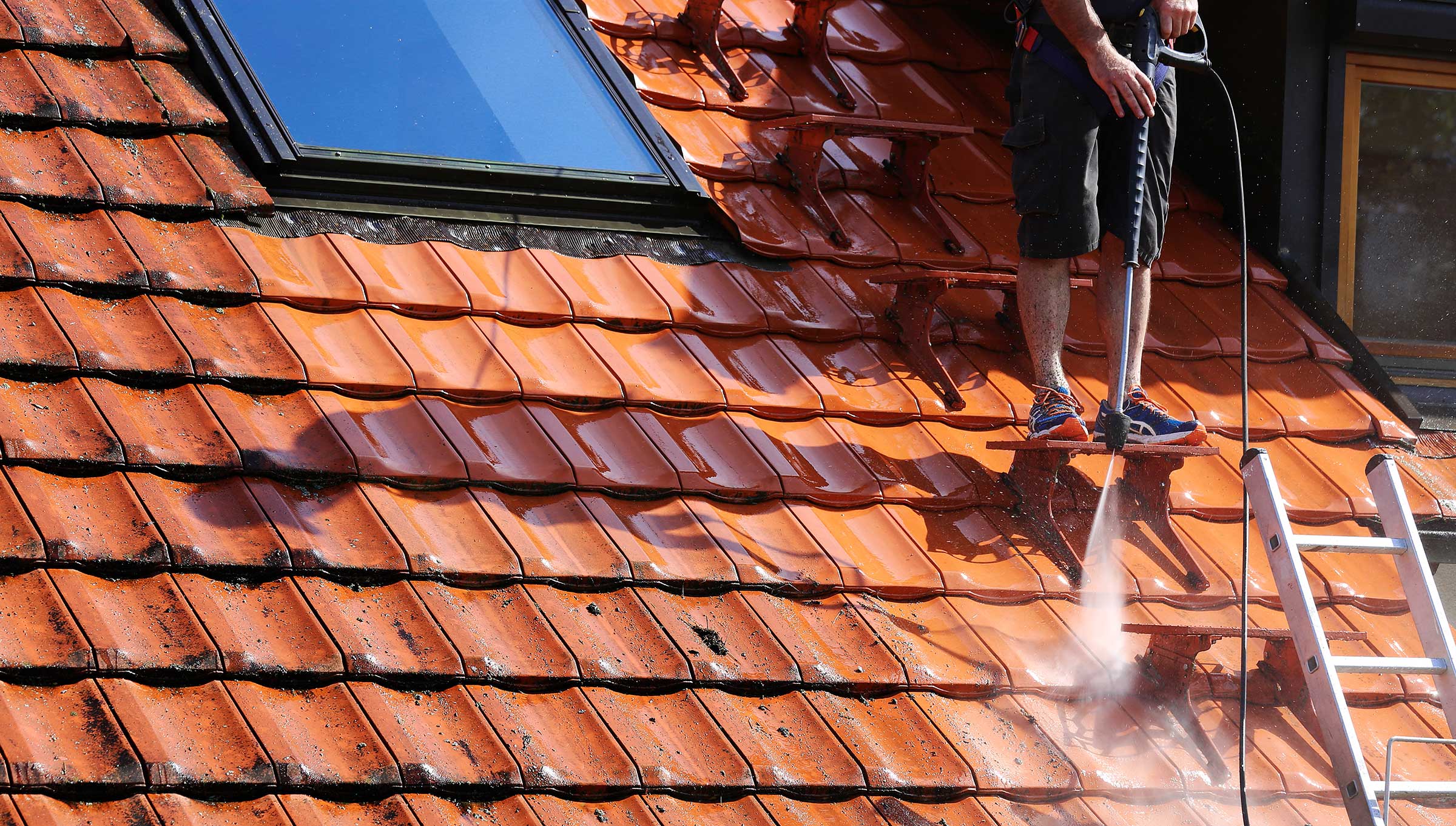 Roof problems solved by professional cleaning