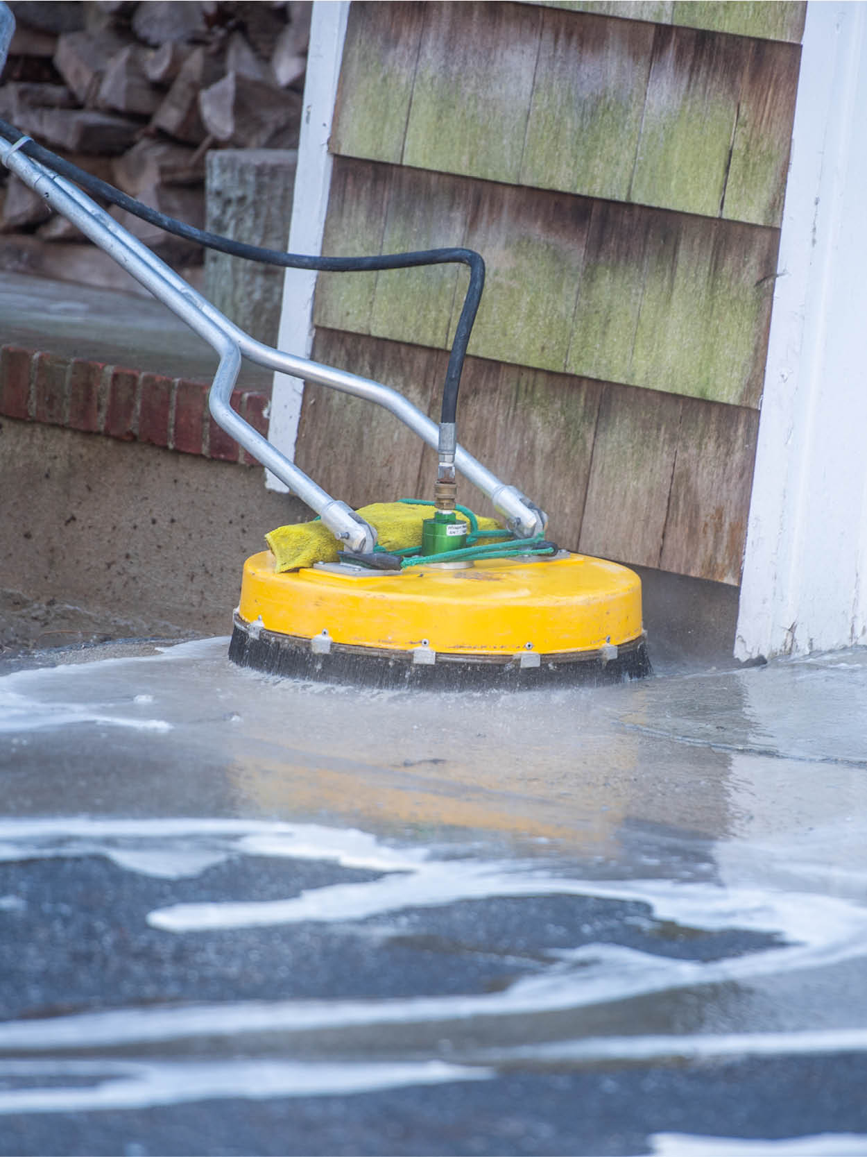 Driveway problems solved by professional cleaning